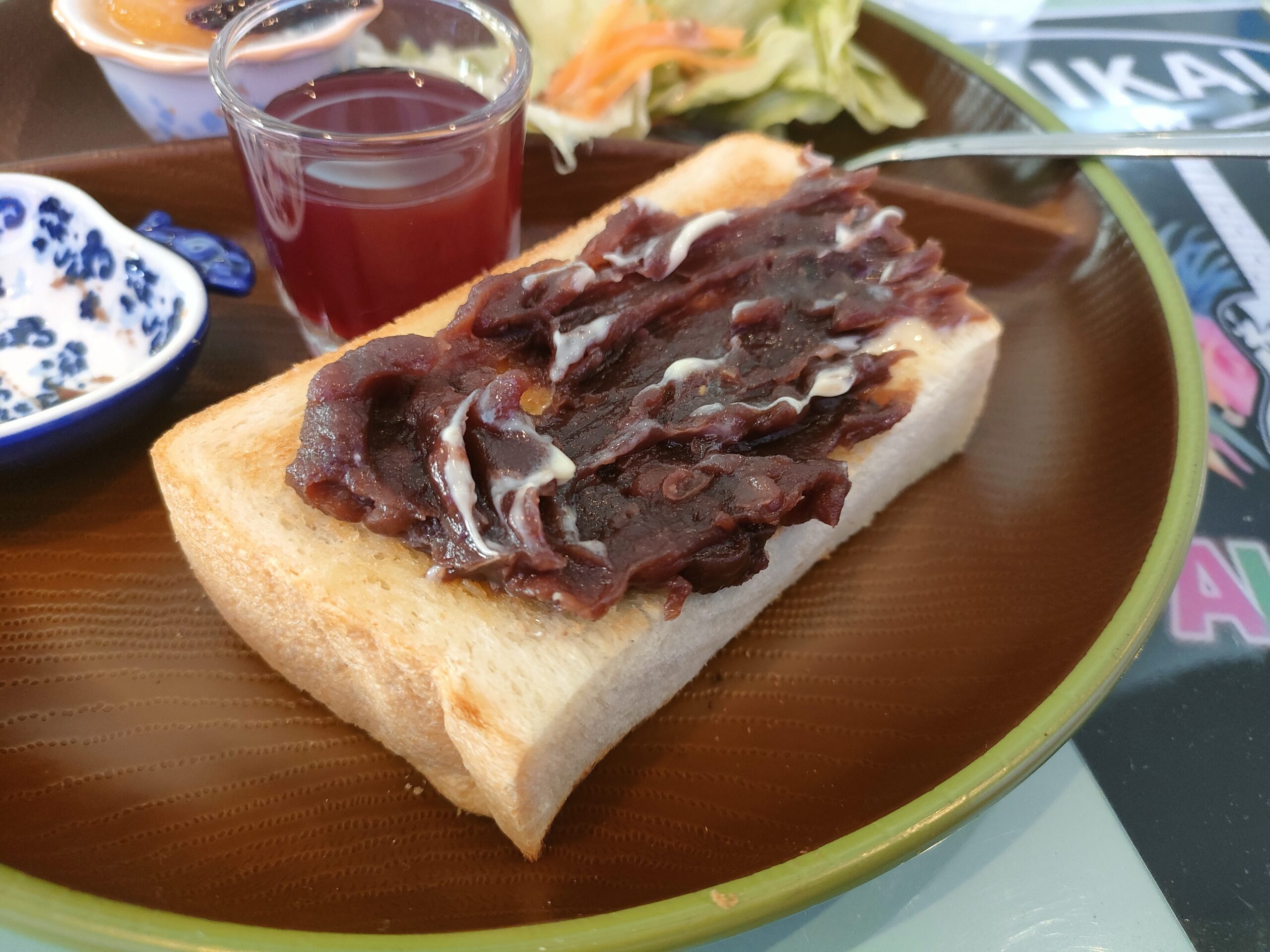 ブラシの木＠愛知県稲沢市にやってきました。バス待ちモーニング。