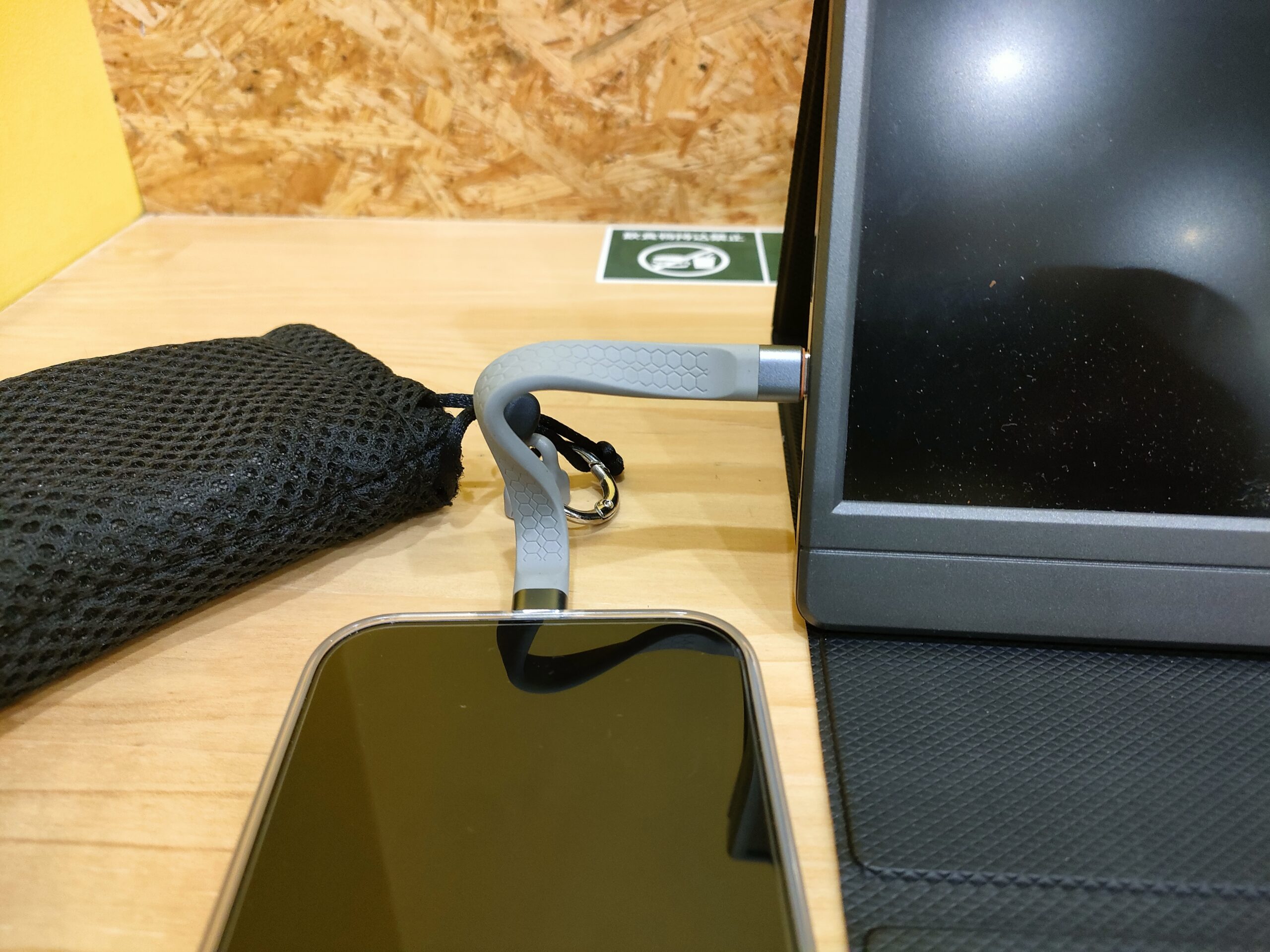 セルフカフェ池下店にやってきました。居場所がないので午後は半休。